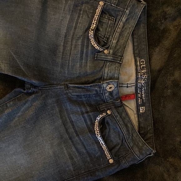 Guess Jeans - Picture 5 of 9